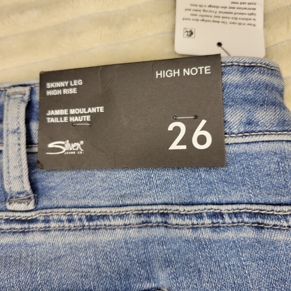 Silver Jeans High Rise Skinny Jeans Sz 26 NWT - Picture 4 of 11